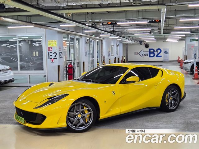 Ferrari 812 Superfast