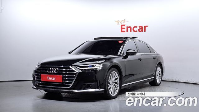 Audi A8 (D5)