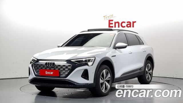 Audi Q8 e-tron (GE)