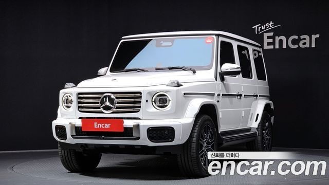 Mercedes-Benz G-Class W465