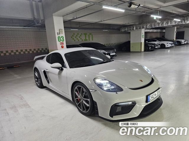 Porsche 718 Cayman