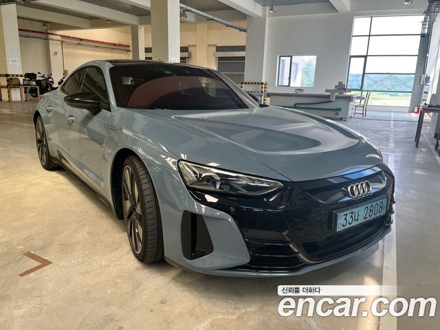 Audi e-tron GT