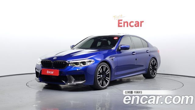 BMW M5 (F90)