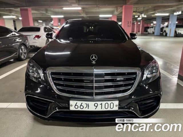 Mercedes-Benz S-Class W222