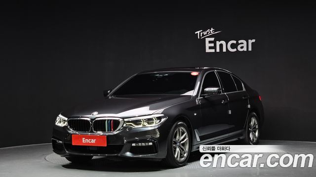 BMW 5 Series (G30)