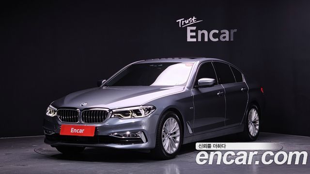 BMW 5 Series (G30)