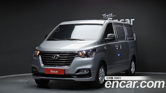 Hyundai The New Grand Starex