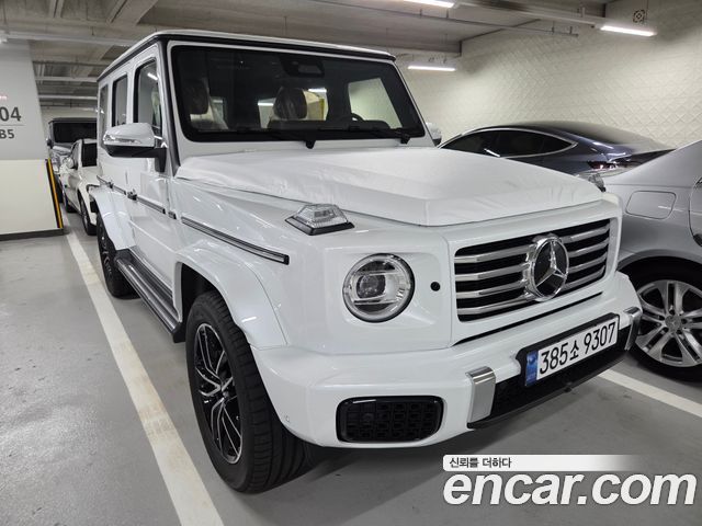 Mercedes-Benz G-Class W465
