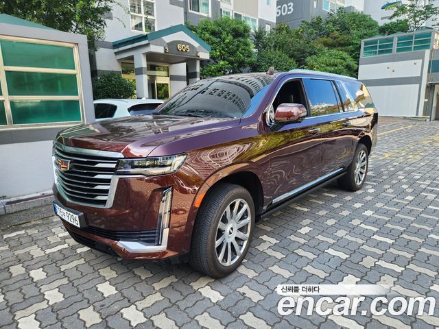 Cadillac Escalade 5th Gen