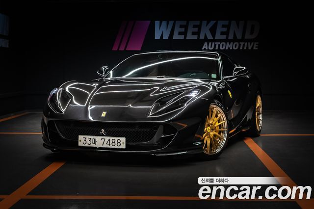 Ferrari 812 Superfast