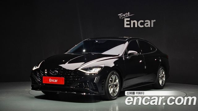 Hyundai Sonata (DN8)