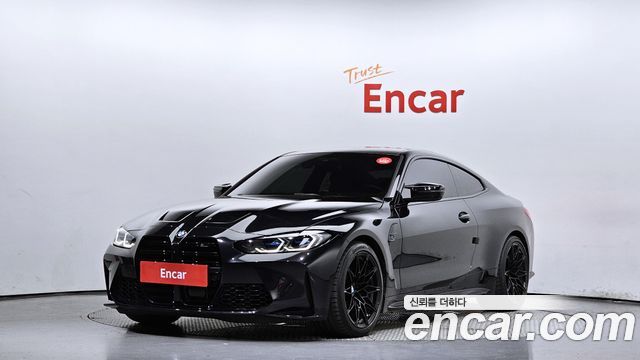 BMW M4 (G82)
