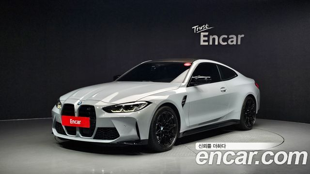 BMW M4 (G82)