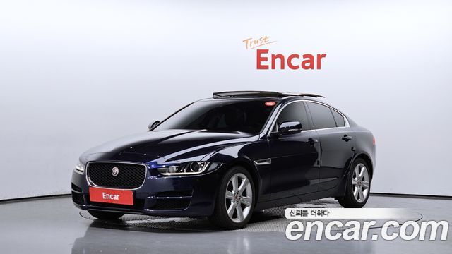 Jaguar XE