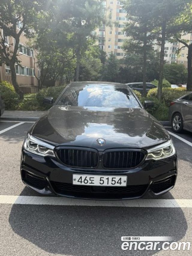 BMW 5 Series (G30)