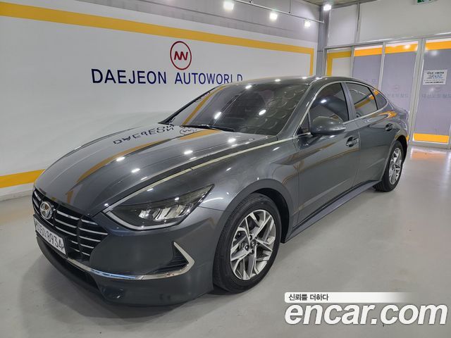 Hyundai Sonata (DN8)