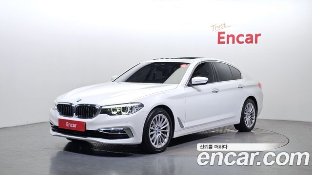 BMW 5 Series (G30)
