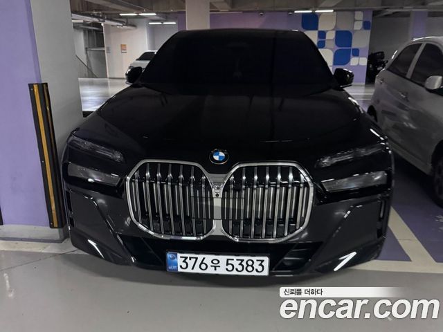 BMW 7 Series (G70)