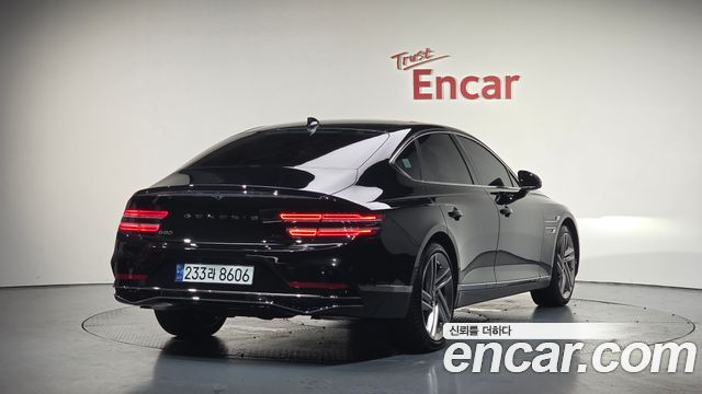 Genesis G80 (RG3)