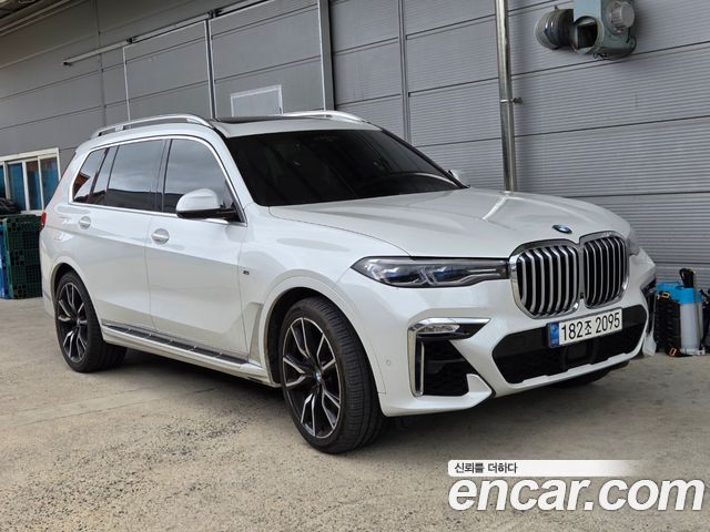 BMW X7 (G07)