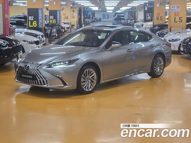 Lexus ES300h 7th Gen