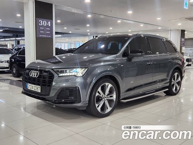 Audi Q7 (4M)