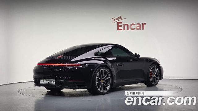 Porsche 911 (992)