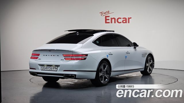 Genesis G80 (RG3)