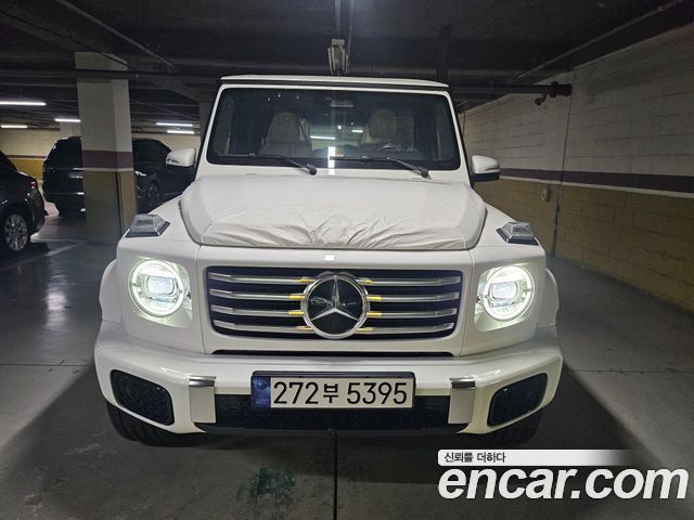 Mercedes-Benz G-Class W465