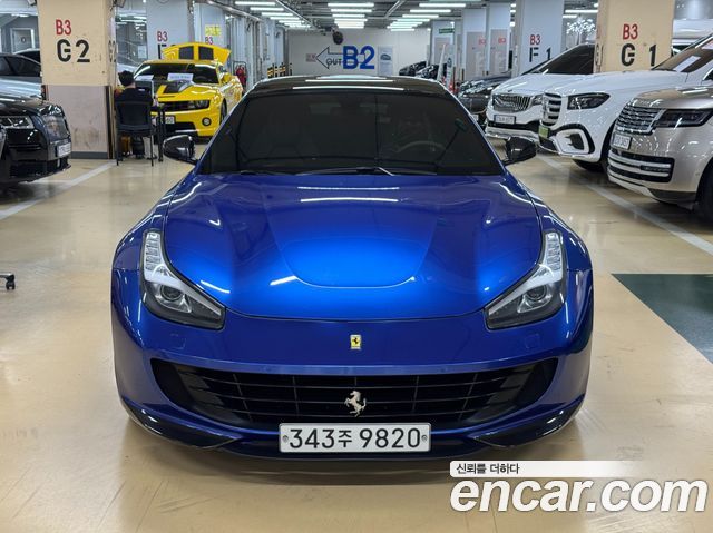 Ferrari GTC4 Lusso