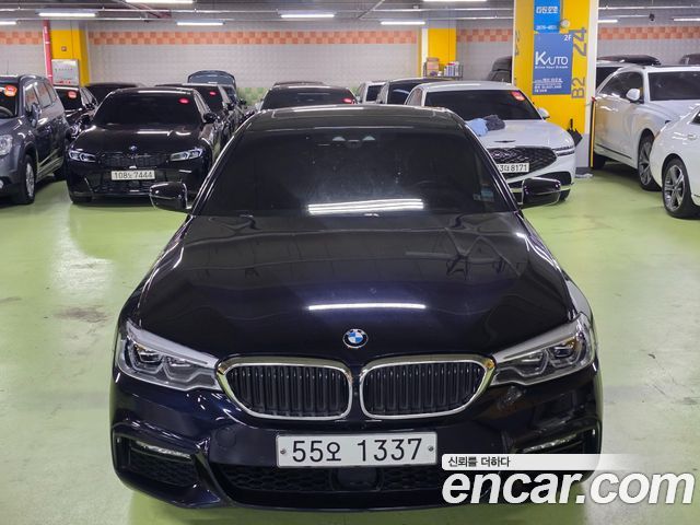 BMW 5 Series (G30)