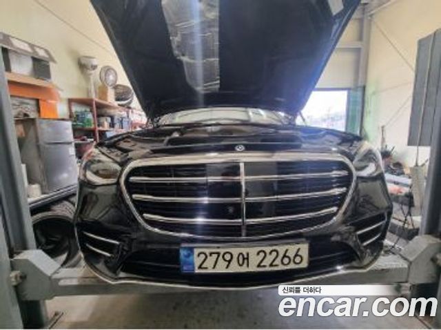 Mercedes-Benz S-Class W223
