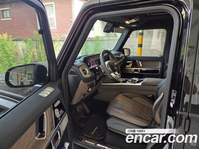 Mercedes-Benz G-Class W463b