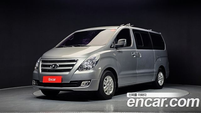 Hyundai Grand Starex