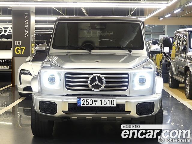 Mercedes-Benz G-Class W465