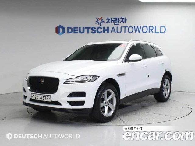 Jaguar F-PACE