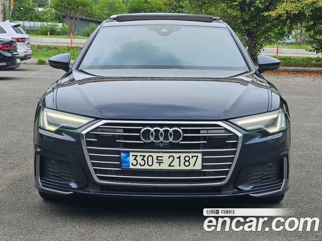 Audi A6 (C8)