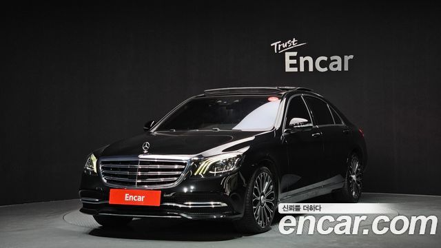 Mercedes-Benz S-Class W222