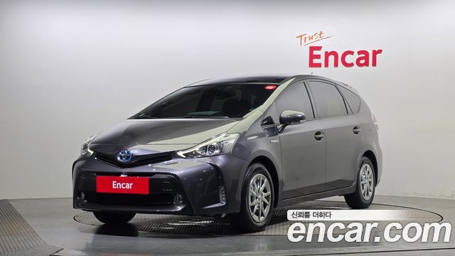 Toyota Prius V