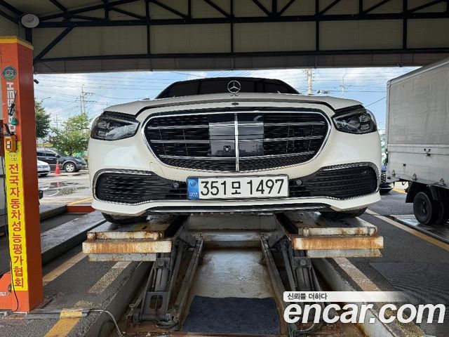 Mercedes-Benz S-Class W223