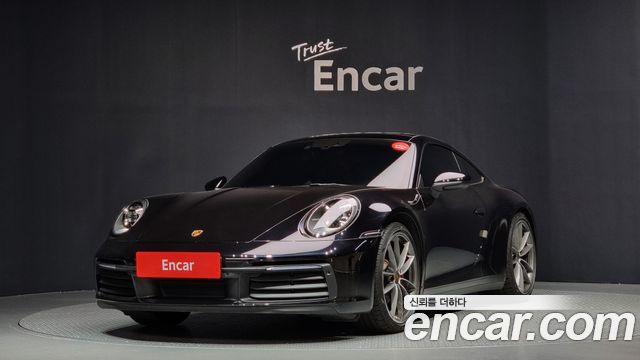 Porsche 911 (992)