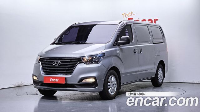 Hyundai The New Grand Starex