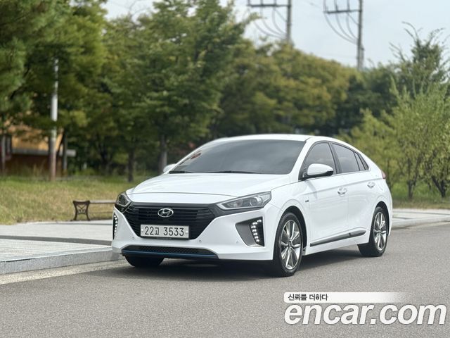 Hyundai Ioniq Hybrid
