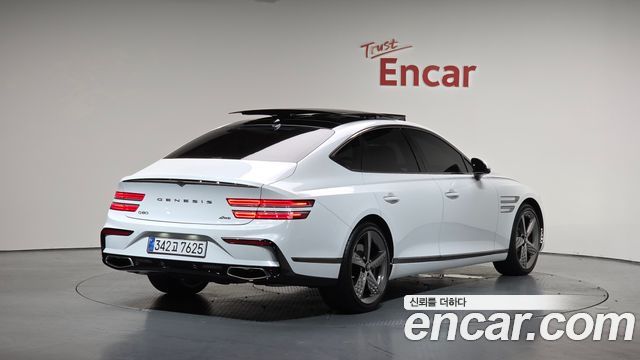 Genesis G80 (RG3)