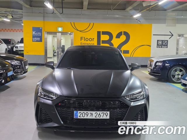Audi RS7 (4K)