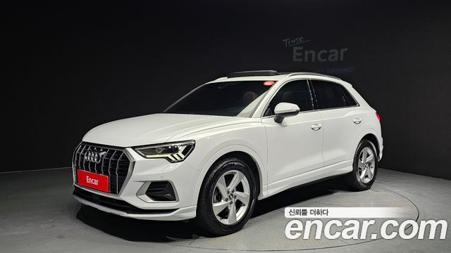Audi Q3 (F3)
