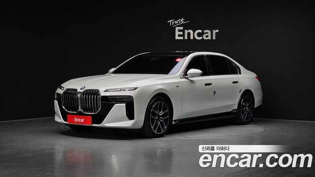 BMW 7 Series (G70)
