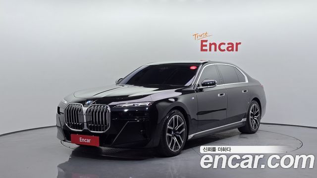 BMW 7 Series (G70)