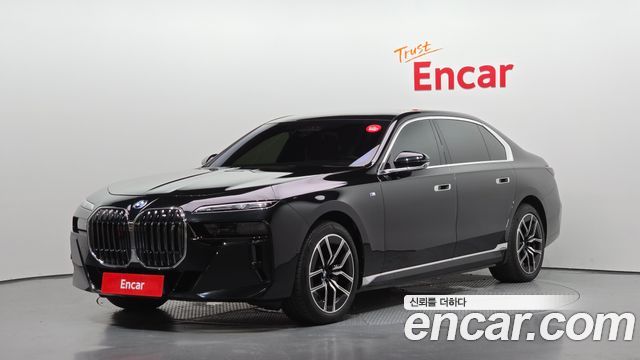 BMW i7 (G70)