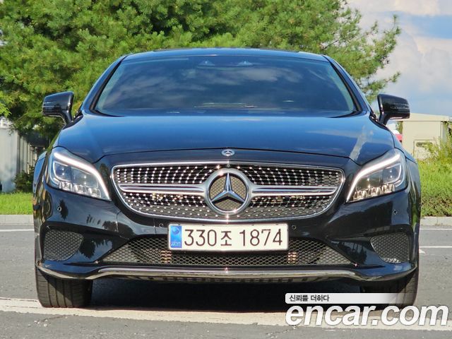 Mercedes-Benz CLS-Class W218